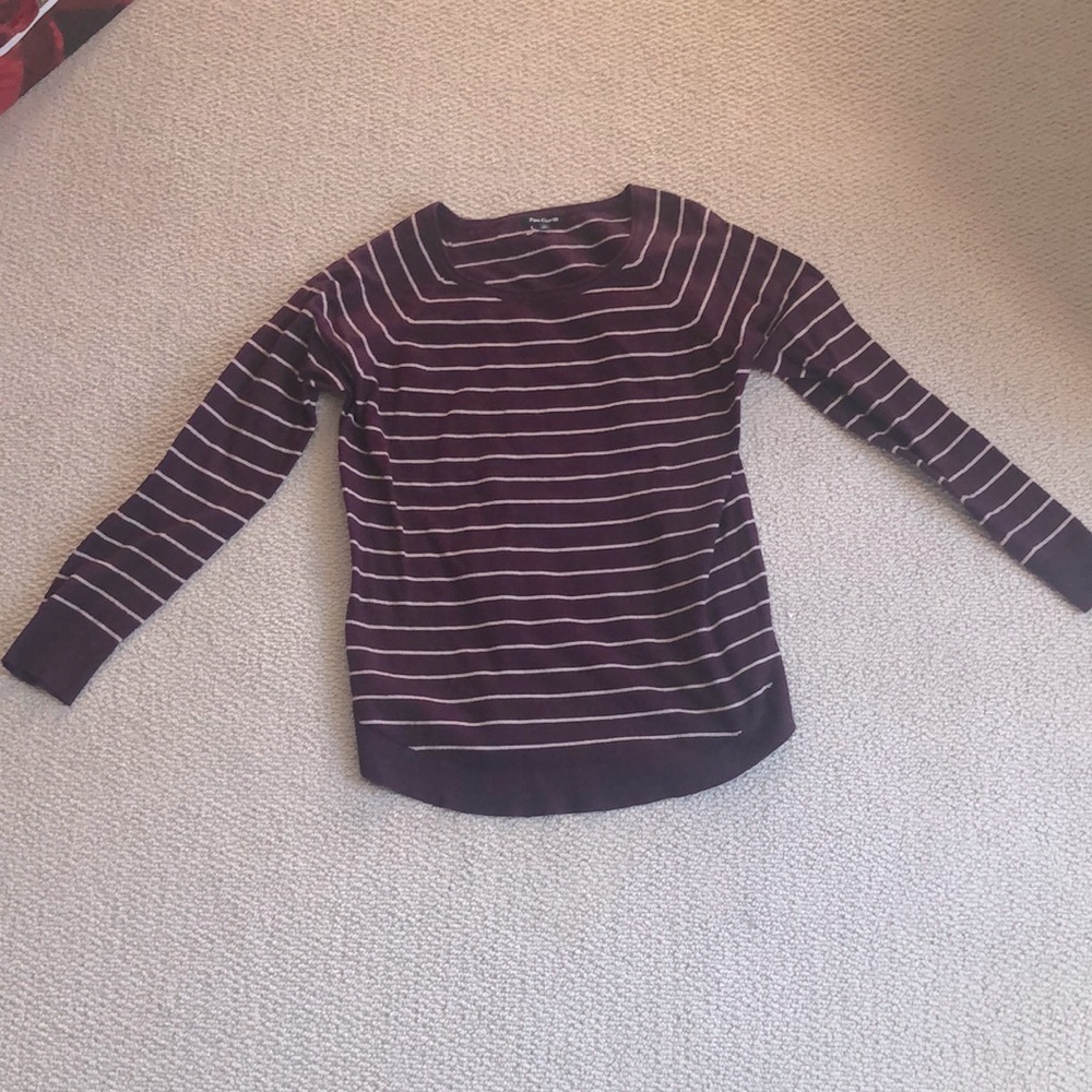 XL purple and white striped sweater
